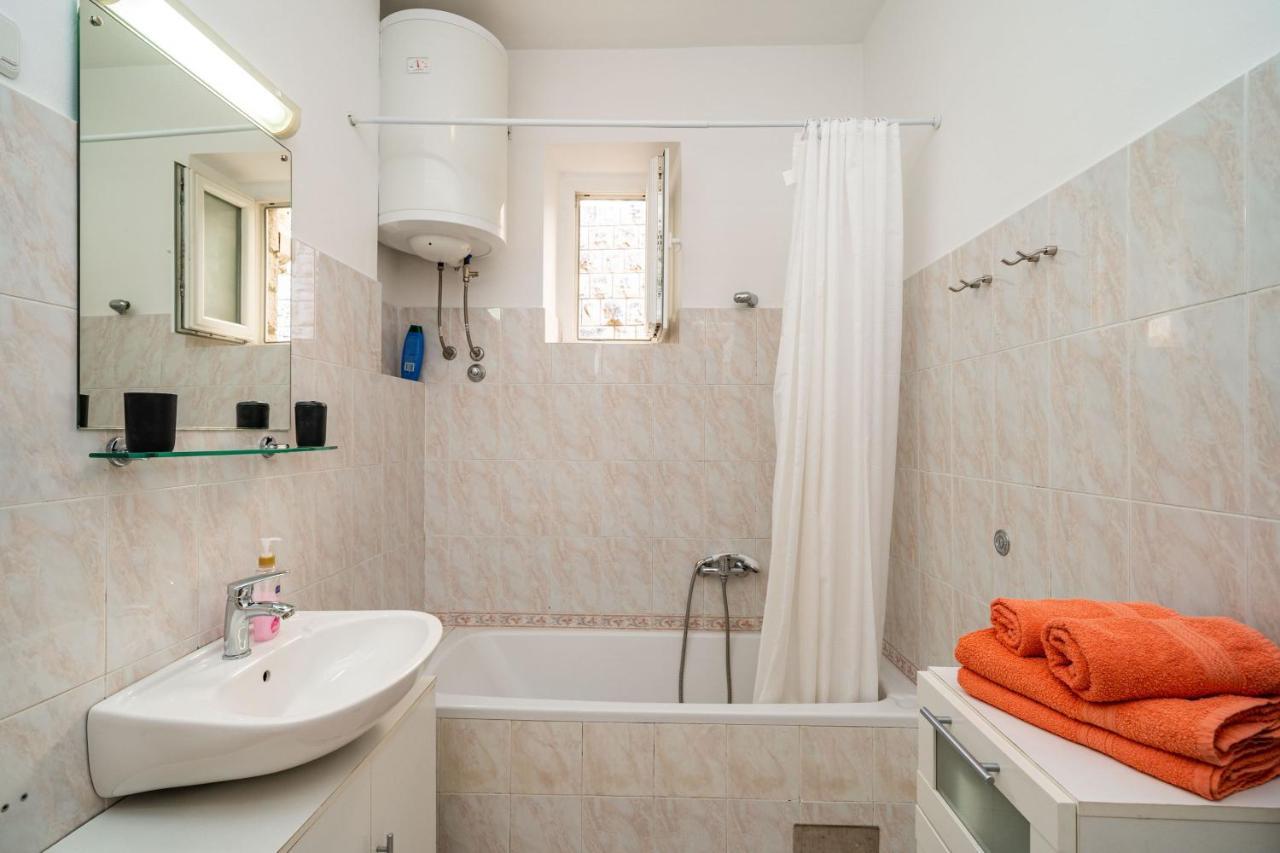 Apartments Sisic Dubrovnik Ngoại thất bức ảnh